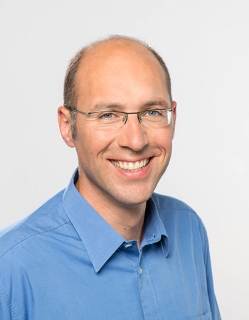  Prof. Dr. Andreas Pichlmair